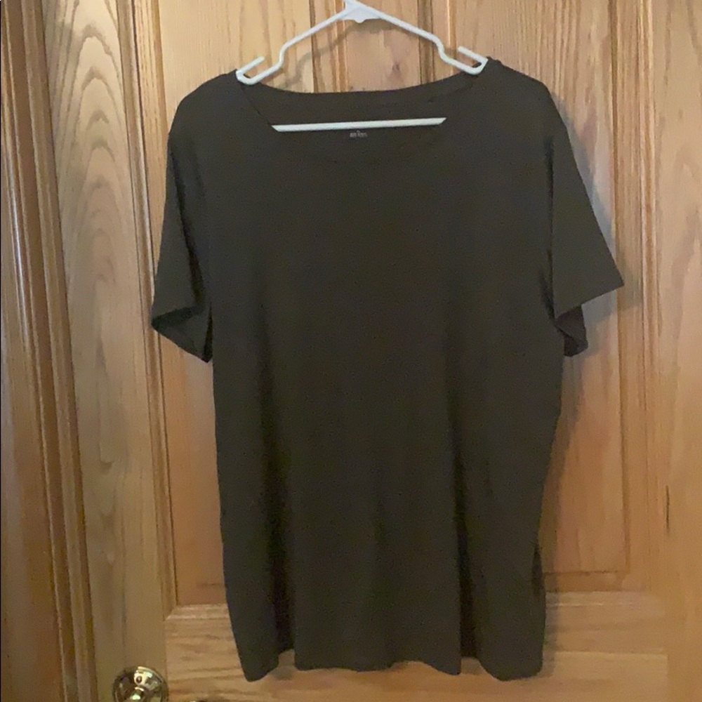 Ava and Viv olive green scoop neck tee